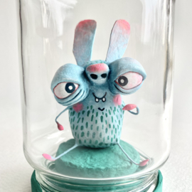 Willow in glazen potje