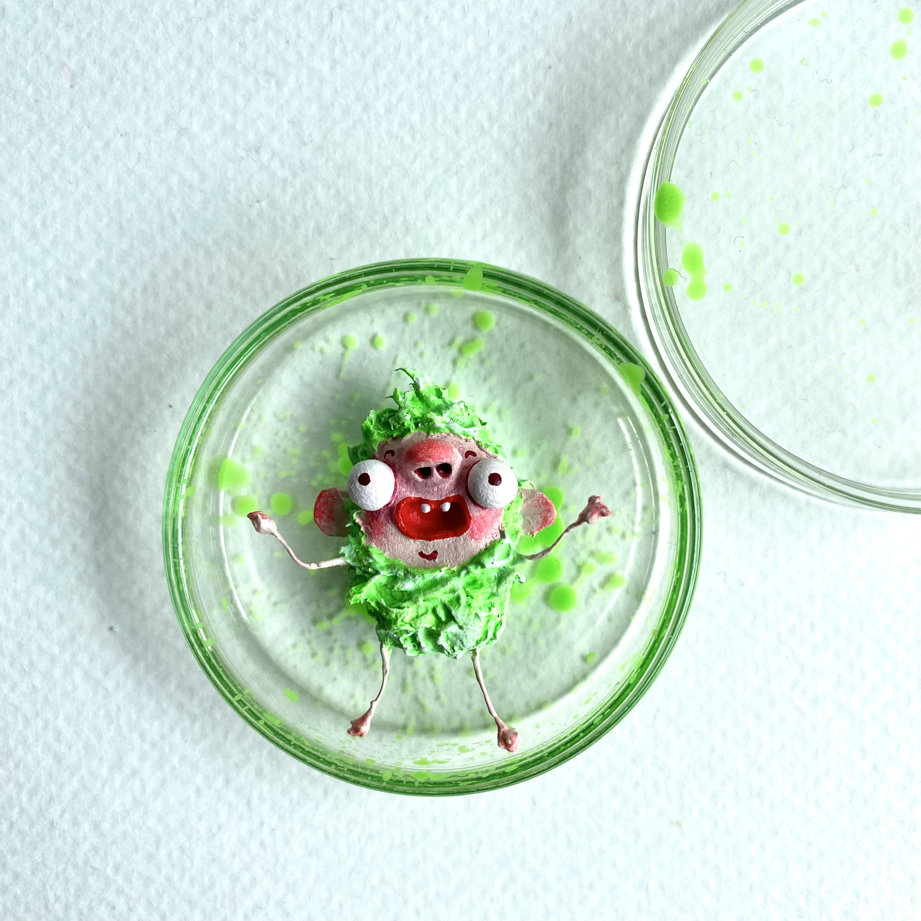 Micro monster neon groen