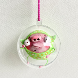 Smip monster in een bol