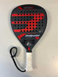 Bullpadel Vertex 04 - HUUR