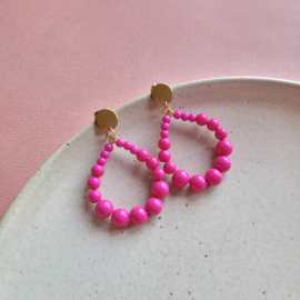 Juna glans | fuchsia roze oorbellen