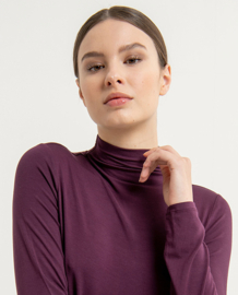 Surkana T-shirt with Perkins neckline Purple 553ESBO013