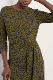 Seasalt -3/4 Fettling Dress Berry Branches Bright Olive