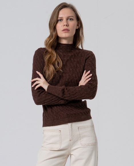 Surkana Fitted Cable Knit Turtleneck  Chocolate 555LARA231