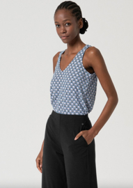 Surkana  Straight Pants With Waistband Detail-Black  515LIPO515