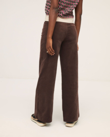 Surkana Wide trousers with patch pockets Chocolate 552LIRI527