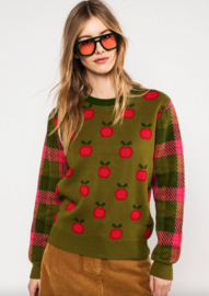 Blutsgeschwister Knitted Jumper-Cosy Storyteller-Granny Appelpie