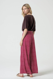 Surkana  Loose Pants With Front Pleat-Fuchsia 525RYON515