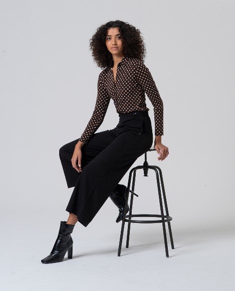 Surkana  Wide Pants With Waist Buttons-Black 565LISA512