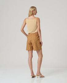 Surkana Pleated Shorts-Camel  526MIKA522