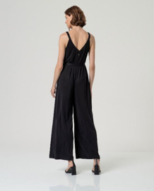 Surkana Strap Jumpsuit-Black  526BAMO816