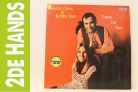 Skeeter Davis & Bobby Bare ‎– Tunes For Two (LP) C10