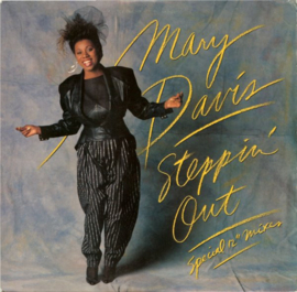 Mary Davis – Steppin' Out (12" Single) T40