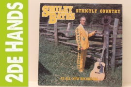 Smiley Bates ‎– Strictly Country (LP) J40