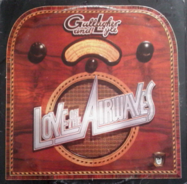 Gallagher & Lyle ‎– Love On The Airwaves (LP) M20