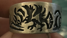 Zilveren ring adelaar geoxideerd mt 19,5 - 21,5 x 14 mm
