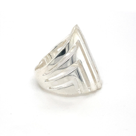 Zilveren ring vrije vorm mt 16,5 - 17 x 21 mm