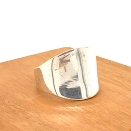 Zilveren ring ovaal glad mt 23,5 x 20 mm