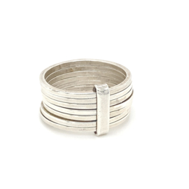 Zilveren ring breed  mt 16,25 - 19,5 x 10 mm