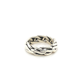Zilveren ring vrije vorm geoxideerd mt16,25 - 19,75 x 7 mm
