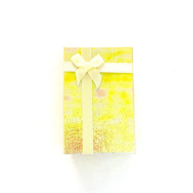 Cadeauverpakking: geel schitterend doosje 50 x 800 mm