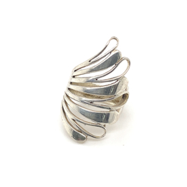 Zilveren ring vrije vorm mt 17,25  x 33 mm