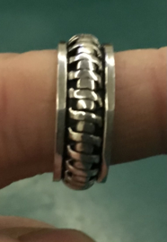 Zilveren ring geoxideerd draaibaar mt 18 - 20,5 x 8,5 mm