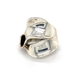 Zilveren ring vrije vorm mt 16,25 - 16,75 x 23 mm