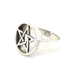 Zilveren ring pentagram mt 18,25 - 20,75 x 19 mm