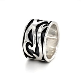 Zilveren ring heren tribal 19-20,5 - 21 x 15 mm