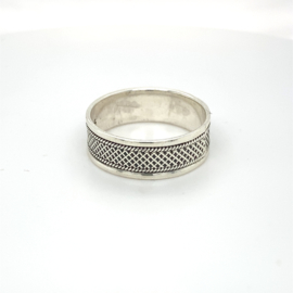 Zilveren ring geoxideerd mt 17 - 21,25 x 8 mm