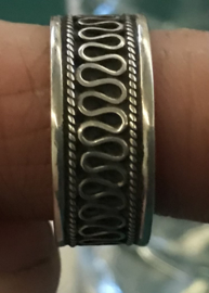 Zilveren ring geoxideerd mt 20,5 x 8,5 mm