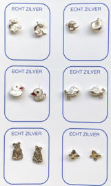 Zilveren oorstekers wit/ zilver