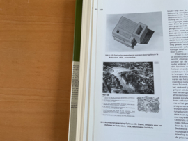 Bouwkunst stijl stedebouw Van Eesteren en de avant-garde - M. Bock / V. van Rossem / K. Somer