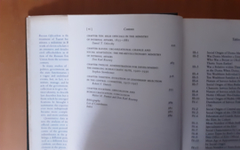 Russian Officialdom: The Bureaucratization of Russian Society from the Seventeenth to the Twentieth Century  - W. McKenzie Pintner / D.K. Rowney