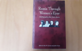 Russia through women's eyes - W. Clyman / J. Vowles