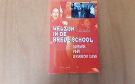 Welzijn in de brede school - S. van Oenen / M. Valkestijn