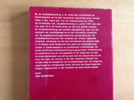 Kinderbescherming, jeugdbescherming of welzijnszorg? - G.P. Hoefnagels / D.Q.R. Mulock Houwer / J. Keizer