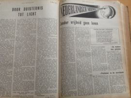 Ingebonden weekbladen Vrij Nederland 1942