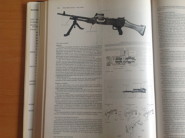 Jane's infantry weapons 1977 - D.H.R. Archer