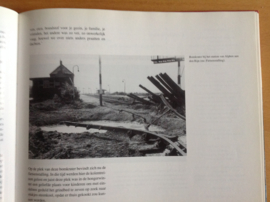 1944 Alphen aan den Rijn 1945 in woord en beeld - N.C.W. Verkleij / H.J. Habermehl