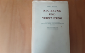 Regierung und Verwaltung - O. Hintze