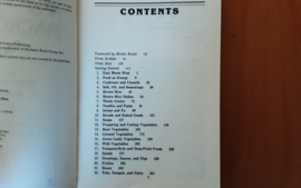 Complete guide to Macrobiotic Cooking - A. Kushi / A. Jack