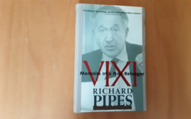 VIXI. Memoirs of a Non-Belonger - R. Pipes