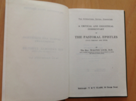 A critical and exegetical commentary on the Pastoral Epistles (I & II Thimothy and Titus) - W. Lock