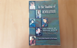 In the shadow of the revolution - S. Fitzpatrick / Y. Slezkine