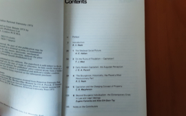 Feudalism, capitalism and beyond - E. Kamenka / R.S. Neale