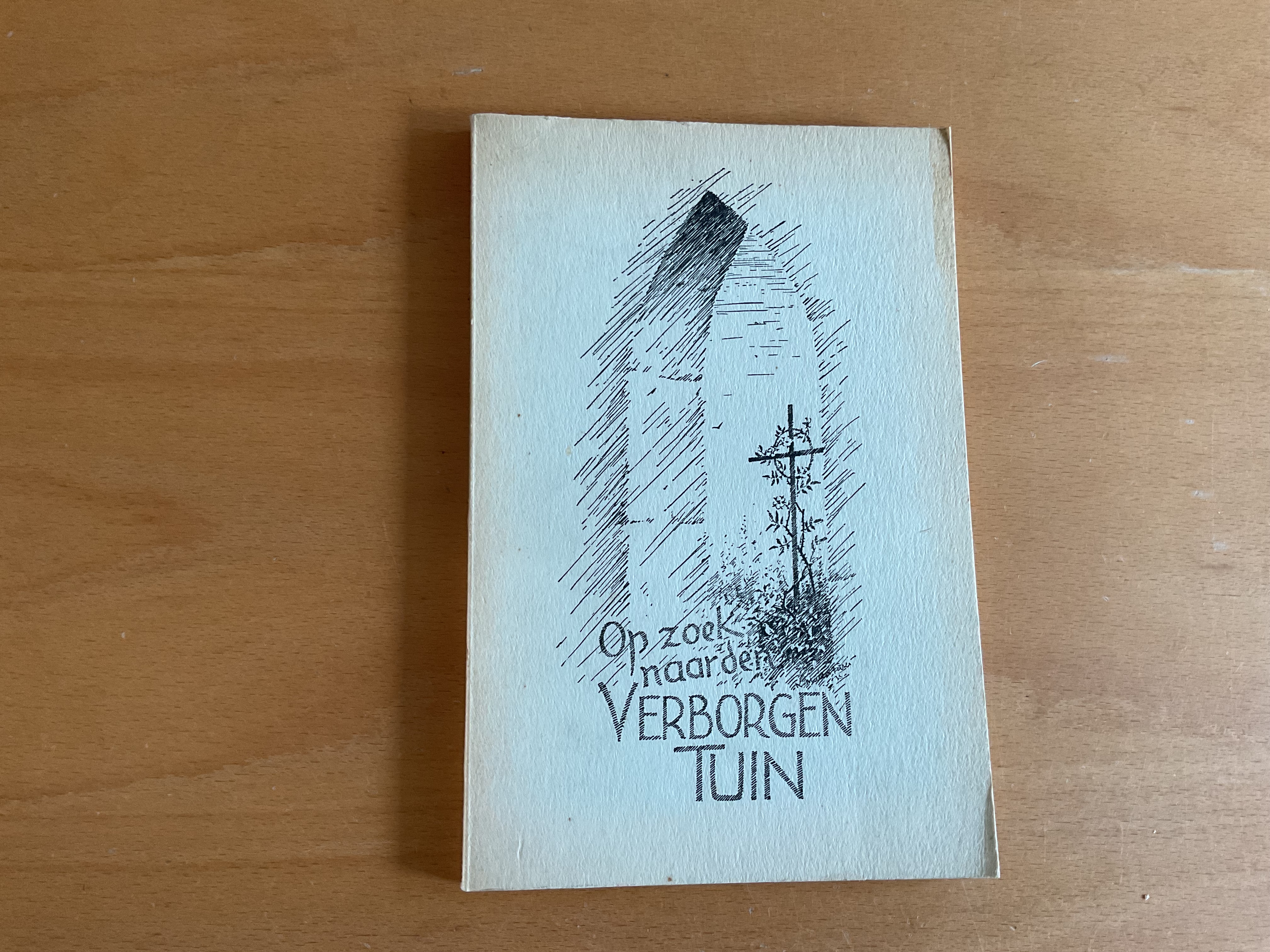Op zoek naar de verborgen tuin - F.H. Julius