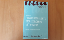 Handboek Oplossingsgerichte gespreksvoering met ouderen - R. den Haan / F. Bannink