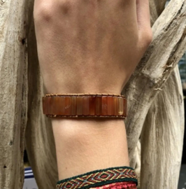 Leren armband gipsy-style van de half-edelsteen Carneool, is op 20, 22 en 25 cm te dragen,